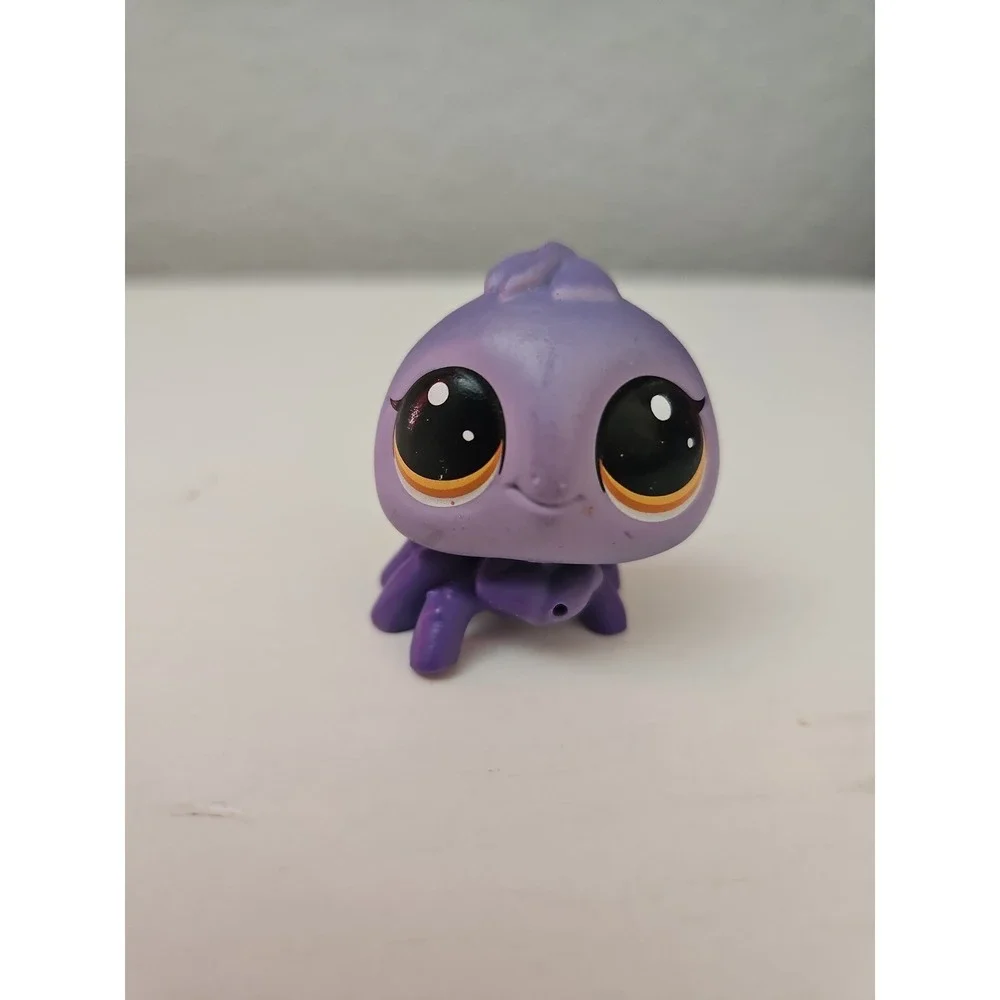 Hasbro Littlest Pet Shop 1118 Purple Spider Orange Eyes Vintage LPS Toy Figure